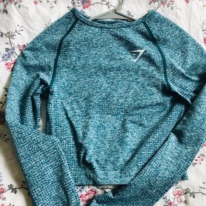 Workout crop long sleeve